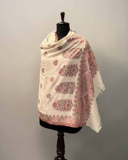 Cream Kani Pure Wool Shawl with Scattered Floral Butti
