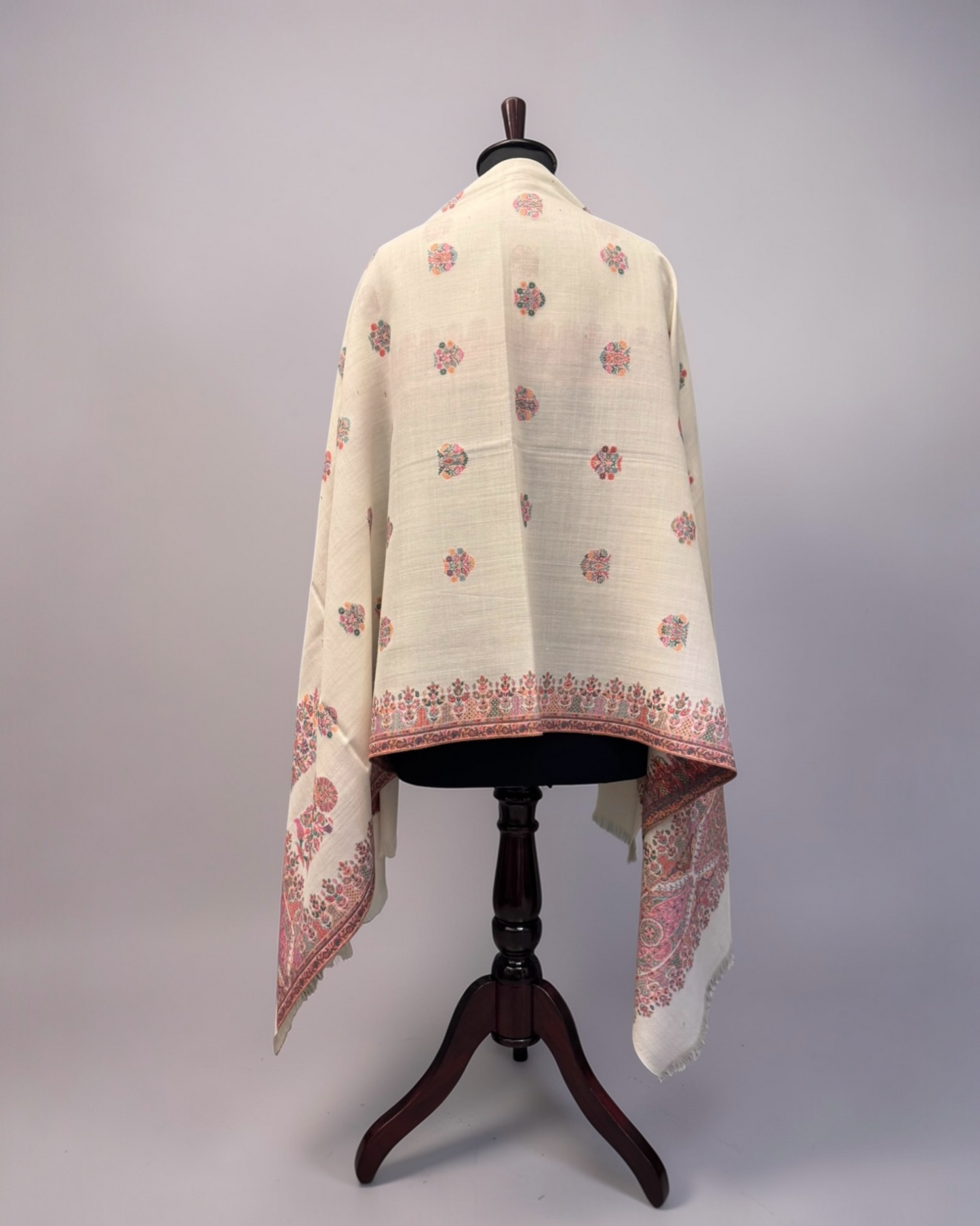 Cream Kani Pure Wool Shawl with Scattered Floral Butti