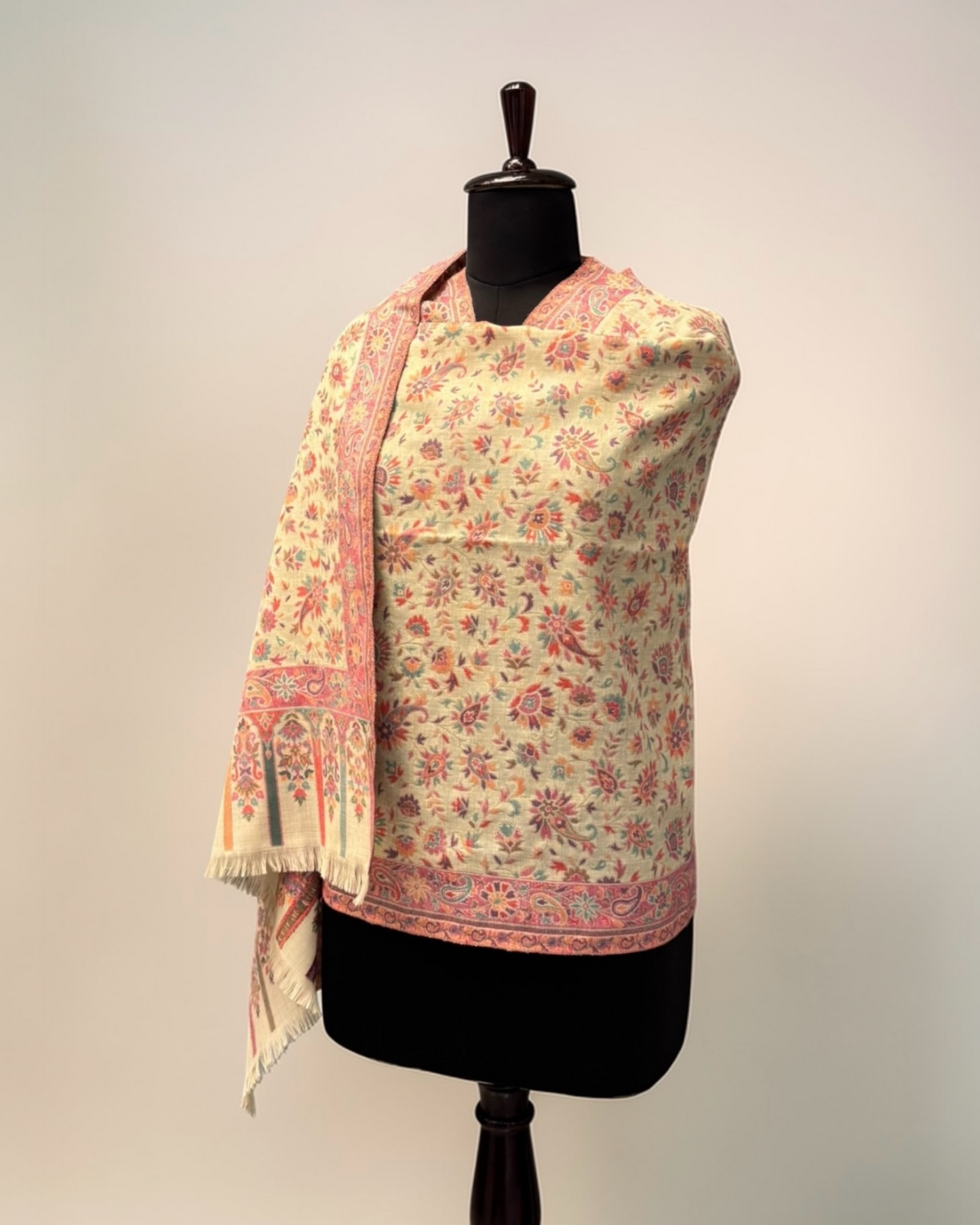 Ivory Kani Pure Wool Stole with Scattered Floral Jaal